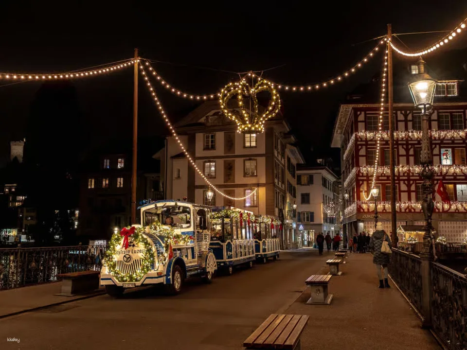 Christmas Train Lucerne: Festive City Tour through Lucerne | Switzerland