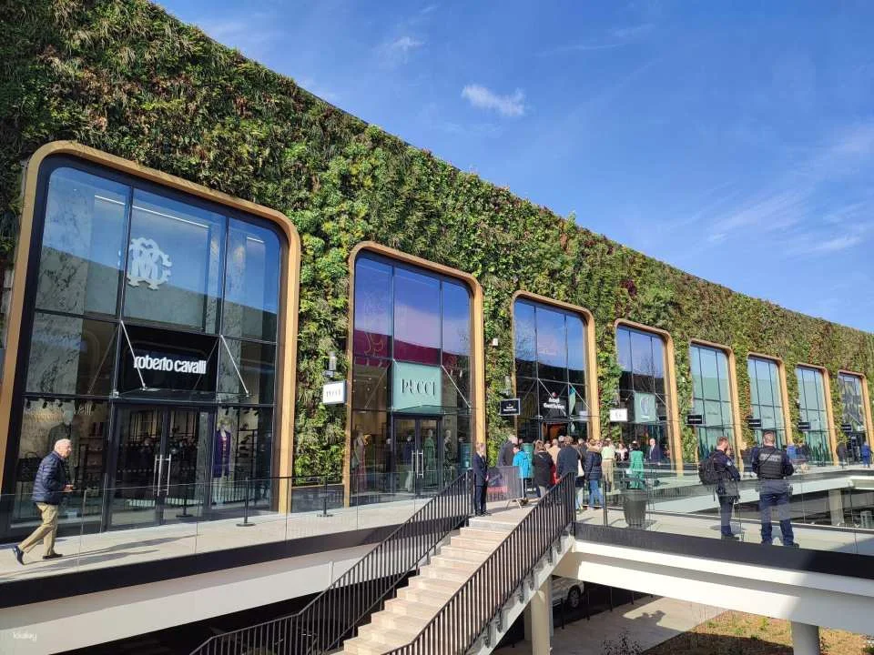 Paris Outlet Shopping: Experience Package to McArthurGlen Paris-Giverny - With Monet Foundation Ticket