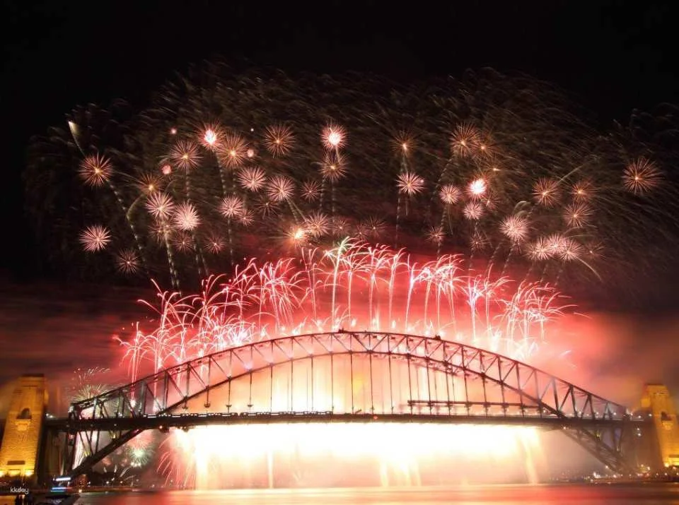 Chapman Tours｜2027 New Years Eve Sydney Fireworks Cruise