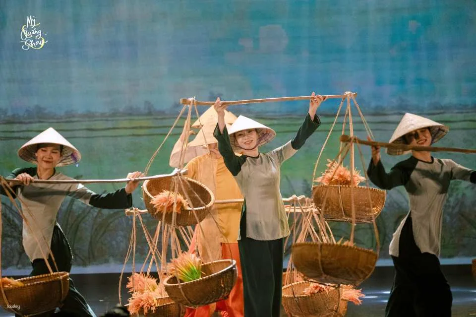 Mỳ Quảng Show Admission Ticket | Da Nang