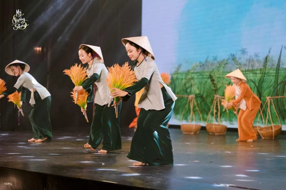 Mỳ Quảng Show Admission Ticket | Da Nang