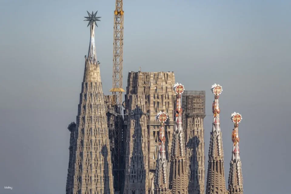 Sagrada Familia entrance tickets with audioguide