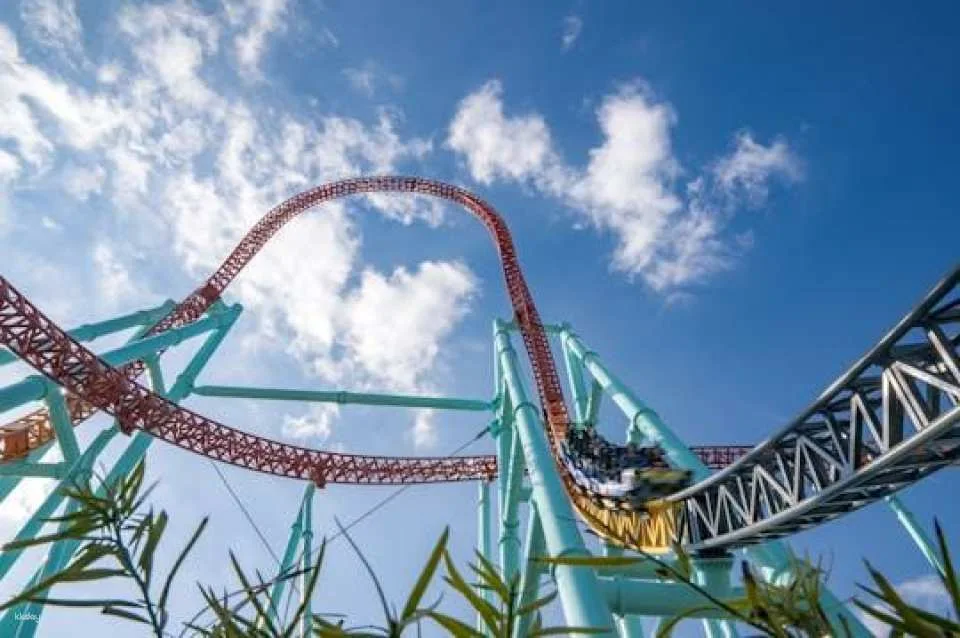 Knott’s Berry Farm One Day Ticket