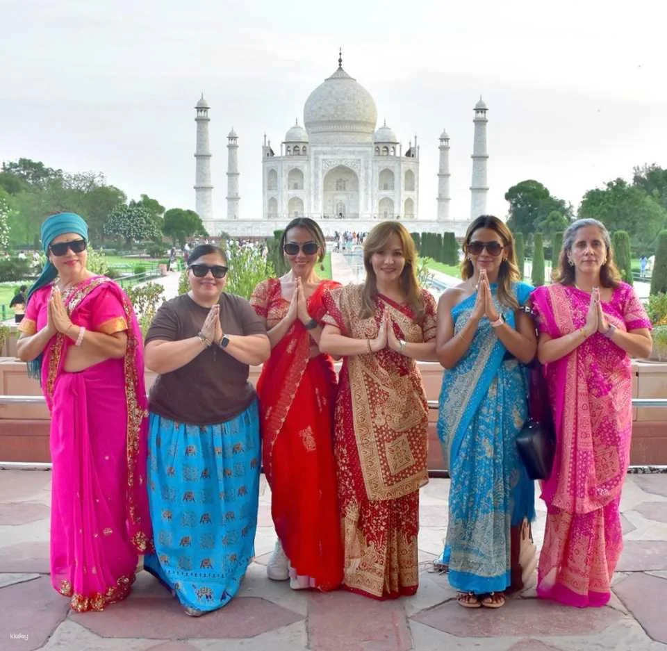 Taj Mahal overland tour from cruise port India
