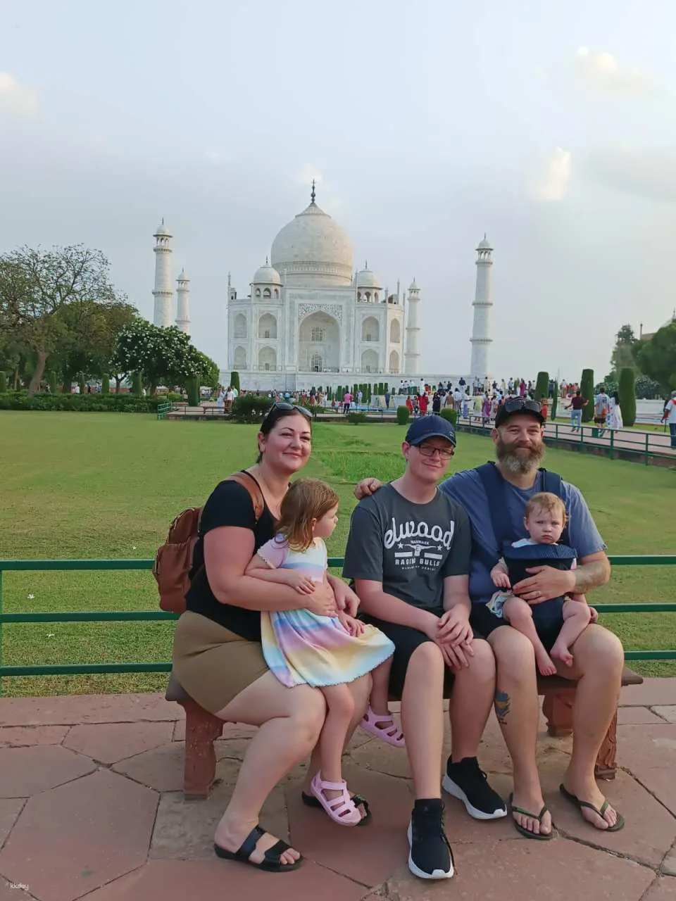 Taj Mahal overland tour from cruise port India