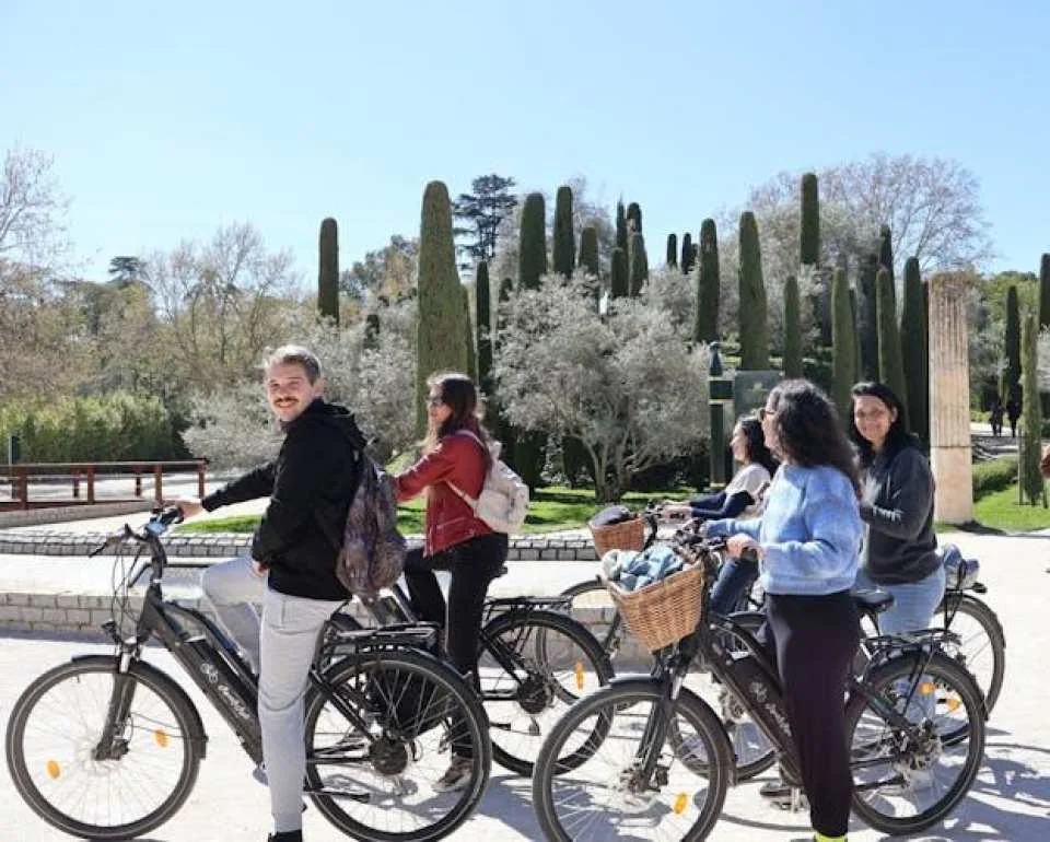 Prado Museum guided tour with optional tapas or e-bike ride