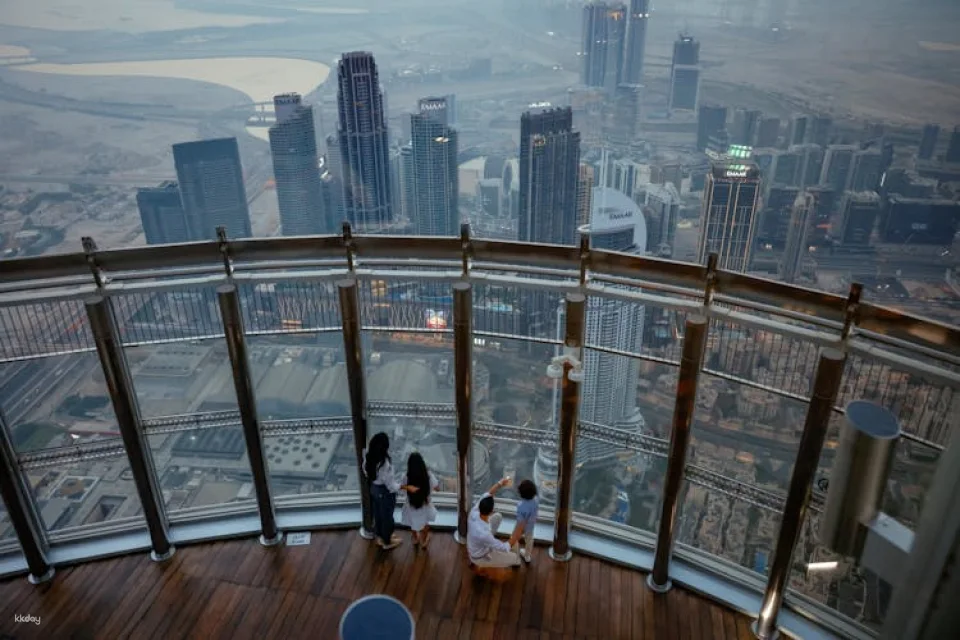 Burj Khalifa tickets: levels 124 and 125