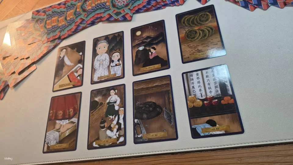 Seoul: Private K-Shaman Tarot Reading with Swan