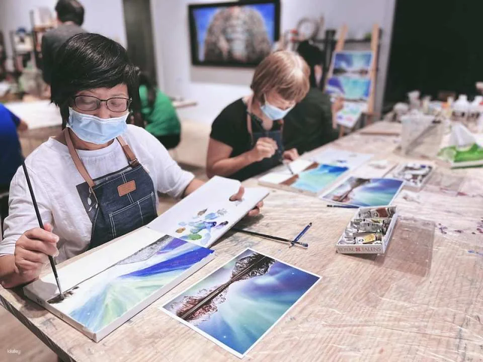 New Taipei Sanchong | Oil Painting Experience | Guaranteed Departure for Solo Traveler | Single Session Completion