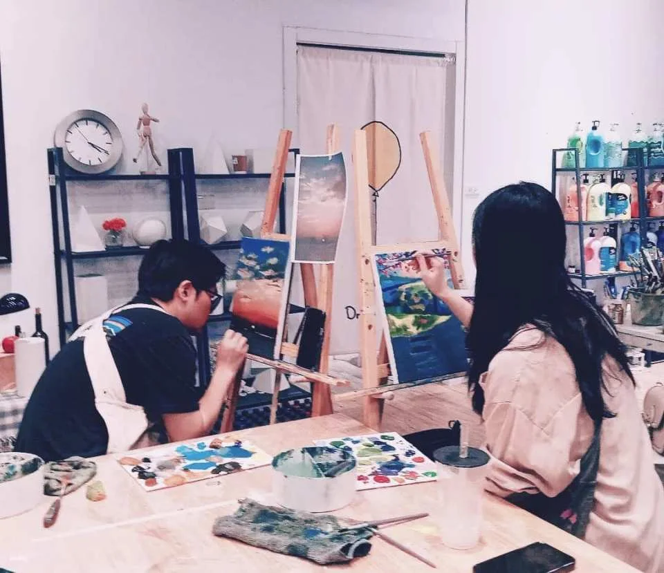 New Taipei Sanchong | Oil Painting Experience | Guaranteed Departure for Solo Traveler | Single Session Completion