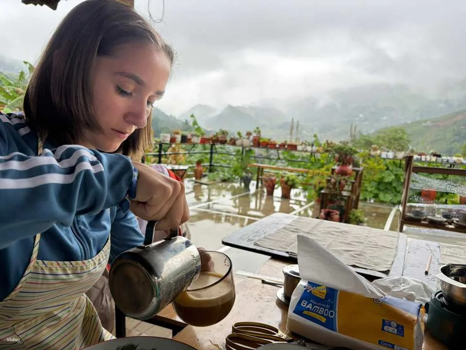 Sapa Vietnamese Coffee & H’mong Batik Making Workshop