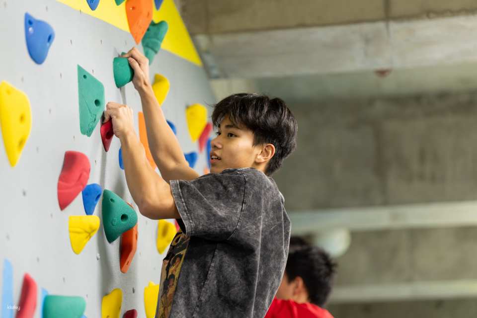 [KKday Exclusive Offer] Children and Teenagers' Fitness Training Base | Popular Ninja Warrior Experience | Fitness Introductory Courses | AlphaStep