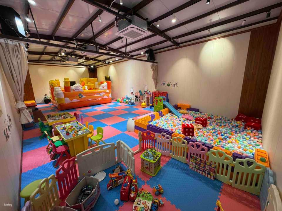 [KKday Exclusive Offer] Yuen Long Yau Tam Mei Farm Camp | Summer Water Festival | Hello Summer Water Battle | Brand New Rural Stargazing Town | Private Outdoor BBQ Equipment | Family Gathering | Indoor Children's Playground