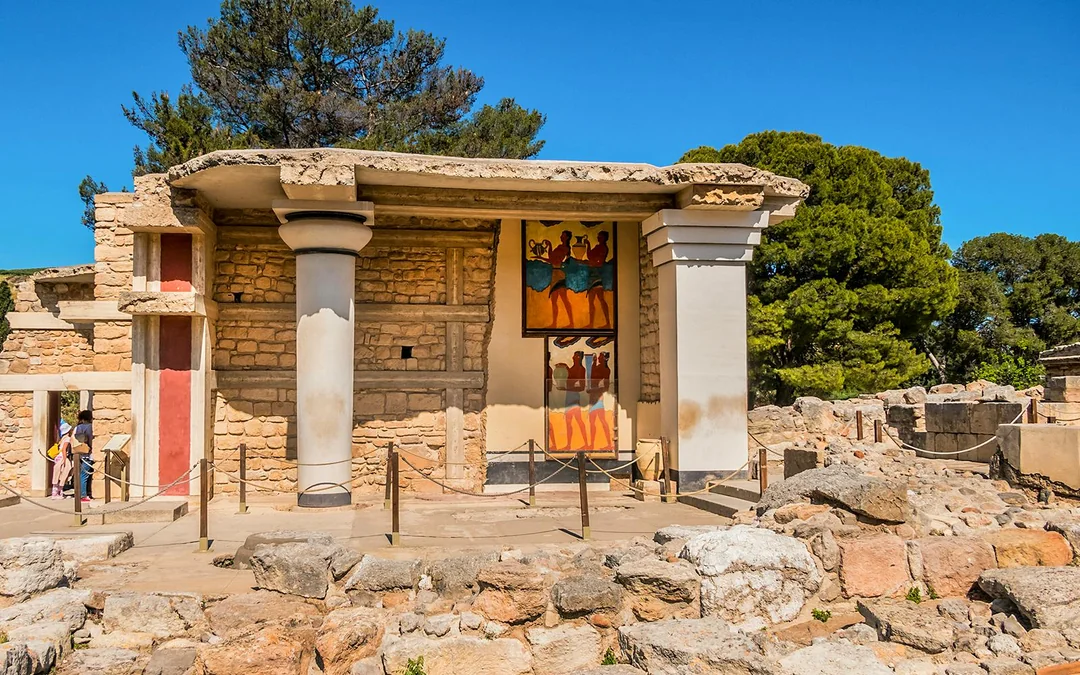 Knossos Palace Archaeological Site Tickets with Audio Guide Image 5
