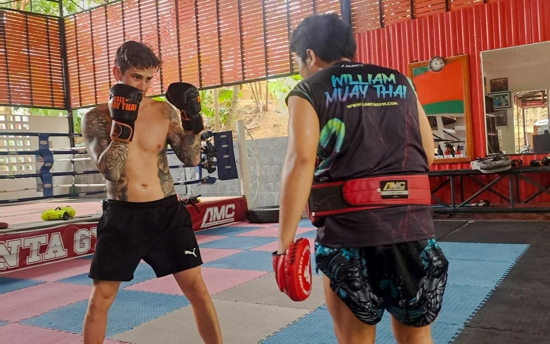 Koh Lanta Muay Thai Boxing Beginner Class Image 5