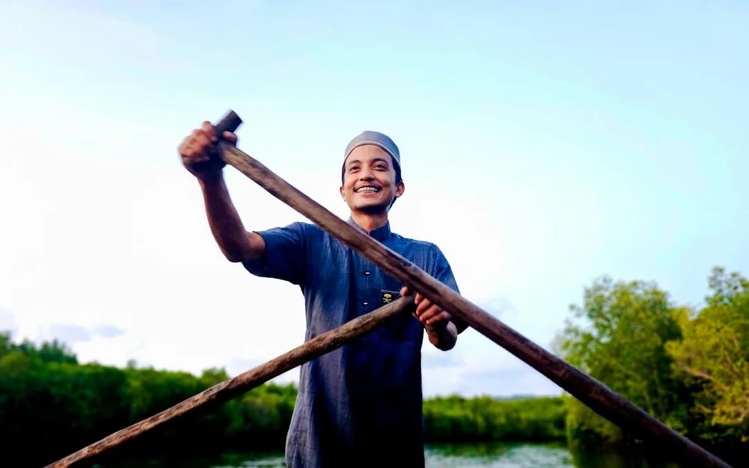 Koh Lanta Private Sunrise Gondola Boat Tour in Tung Yee Peng Mangroves with Breakfast Image 3