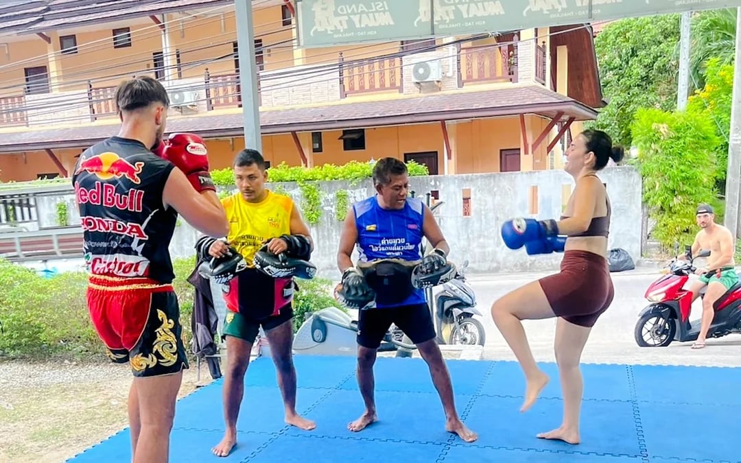 Koh Tao Muay Thai Beginner Class Image 4