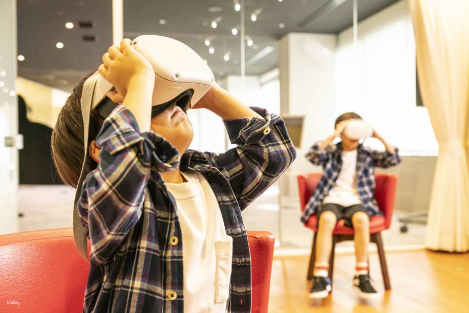 Koji Kinutani Tenku Art Museum & Umeda Sky Building/Kuchu Teien Observatory Admission Tickets | Osaka