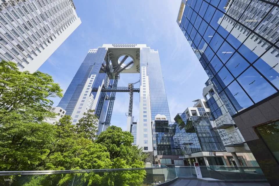 Koji Kinutani Tenku Art Museum & Umeda Sky Building/Kuchu Teien Observatory Admission Tickets | Osaka