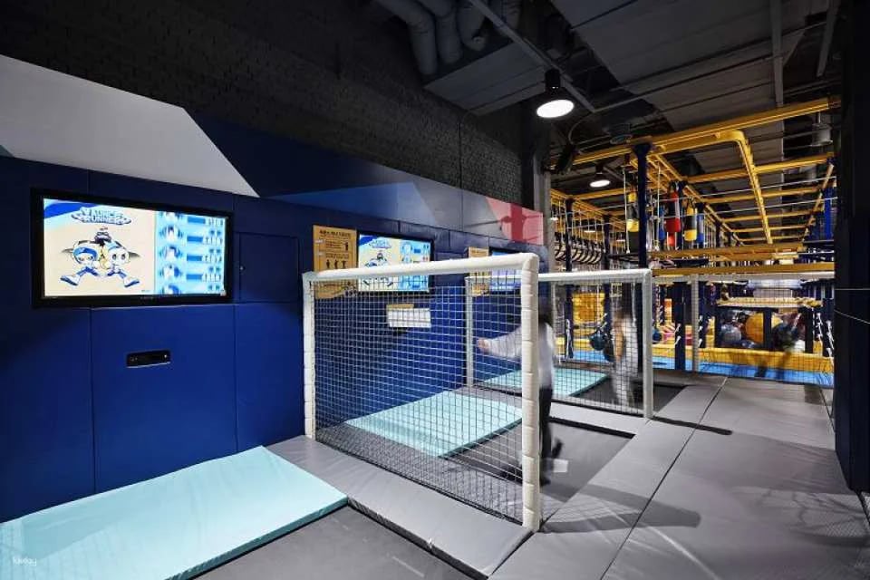 Korea Gangnam Vaunce Trampoline Park Admission Ticket