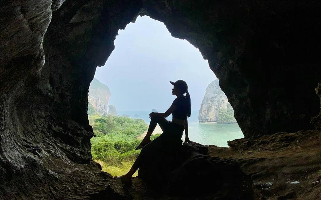 Krabi: Rock Climbing Course at Railay Beach with Hotel Transfers Image 3