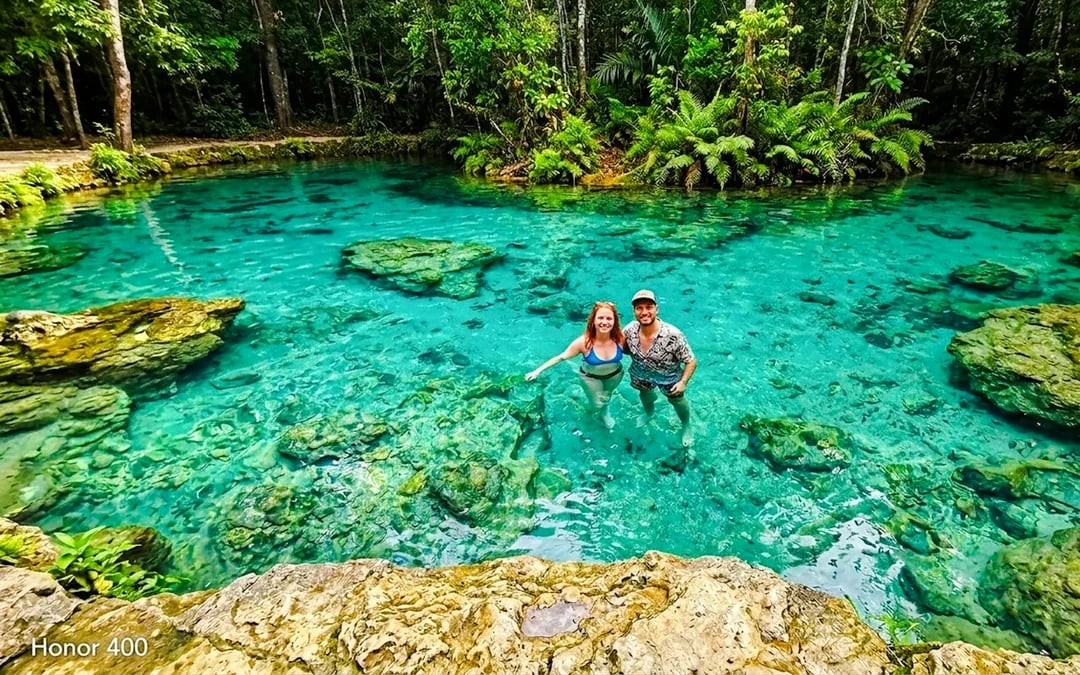 Krabi Small-Group Tour: Emerald Pool, Hot Springs and Tiger Cave Temple Image 2