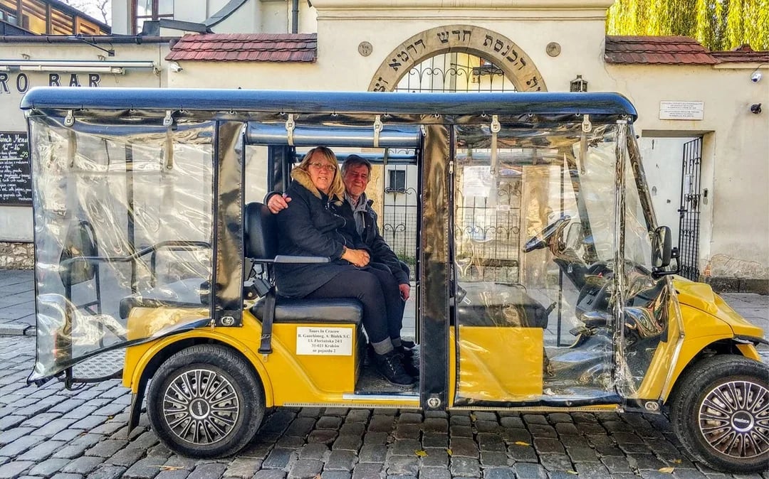 Krakow: Kazimierz Quarter and Former Jewish Ghetto  Sightseeing by Golf Cart: Guided Tour Image 5