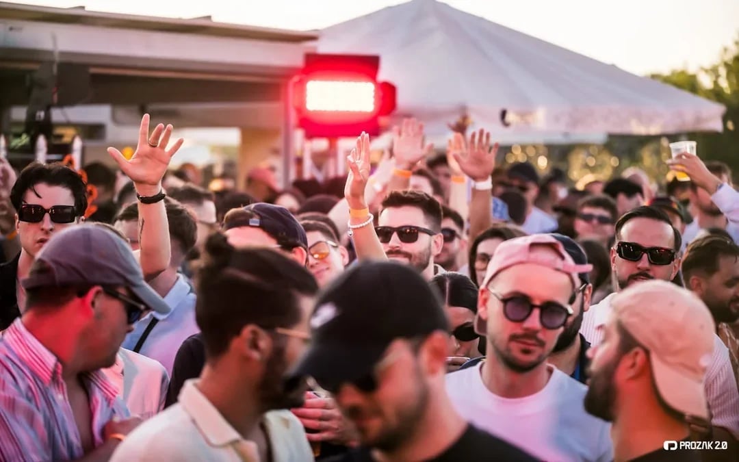Krakow Rooftop Party & 1 Hour Unlimited Alcohol Club Crawl Image 5