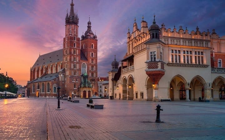 Krakow Self-Guided Walking Tour on Mobile App Image 3