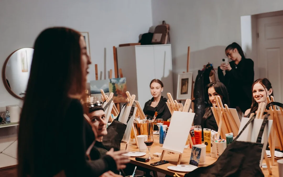 Krakow Sip & Paint Workshop with Unlimited Wine & Prosecco Image 1