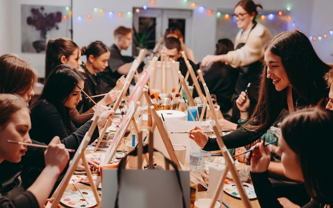 Krakow Sip & Paint Workshop with Unlimited Wine & Prosecco Image 3