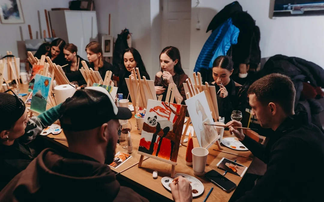 Krakow Sip & Paint Workshop with Unlimited Wine & Prosecco Image 4