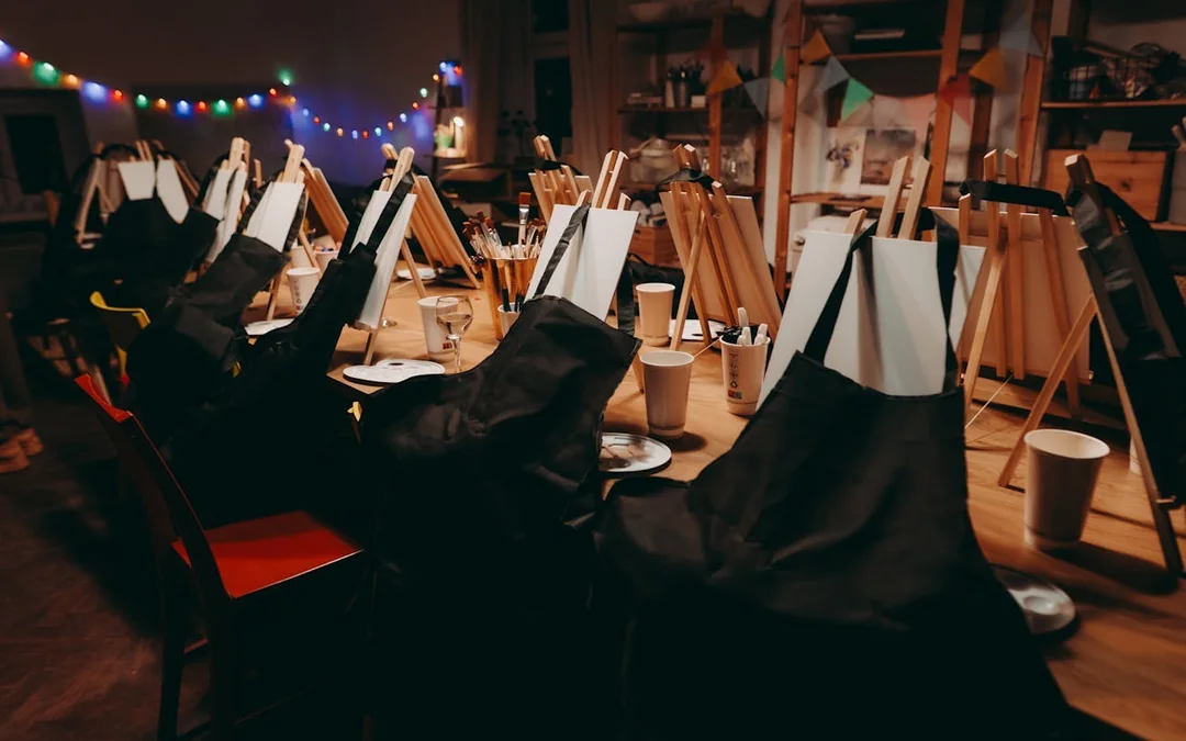 Krakow Sip & Paint Workshop with Unlimited Wine & Prosecco Image 6