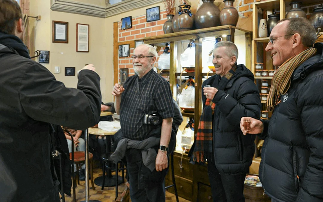 Kraków Street Food Tour & Historical Adventure Image 5