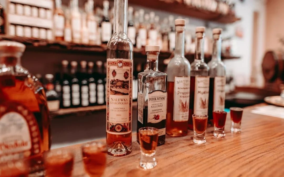 Krakow Tipsy Bar Tour with 1-Hour Open Bar & Karaoke (Thu-Fr Image 7