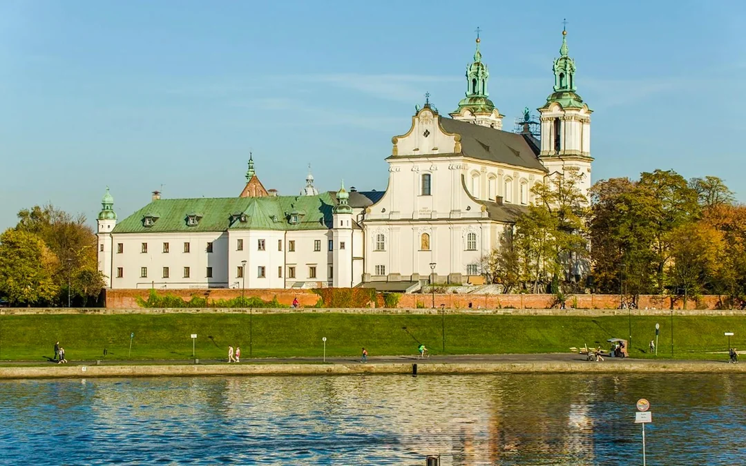 Krakow Vistula River Cruise + Wieliczka Salt Mine Guided Tour Image 3