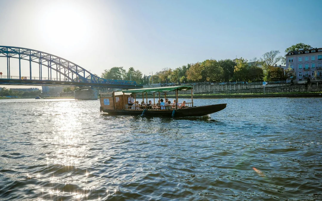 Krakow Vistula River Sightseeing Cruise on a Traditional Boat Image 7