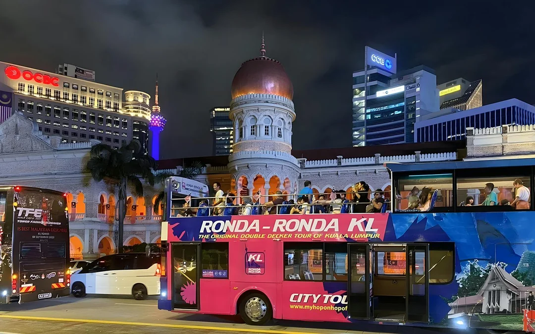 Kuala Lumpur Night Bus Tour Image 1