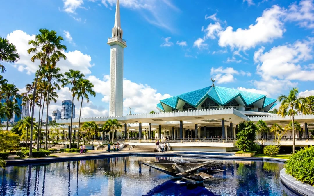 Kuala Lumpur Private Batu Caves and City Highlights Tour with Hotel Pickup Image 5