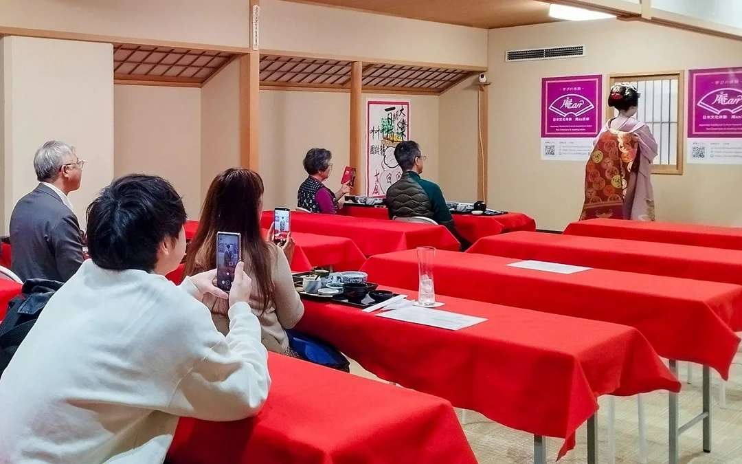 Kyoto: Dine with a Maiko – Kaiseki Meal, Live Dance, Tea Ceremony & Q&A Image 4
