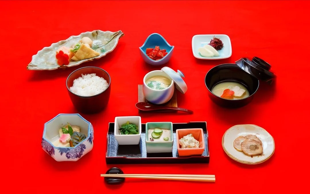 Kyoto: Dine with a Maiko – Kaiseki Meal, Live Dance, Tea Ceremony & Q&A Image 5