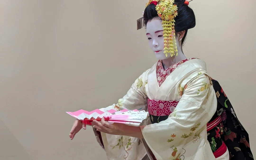 Kyoto: Dine with a Maiko – Kaiseki Meal, Live Dance, Tea Ceremony & Q&A Image 10