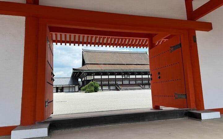 Kyoto: Discover Every Bit of Kyoto Imperial Palace - Private Tour Image 5