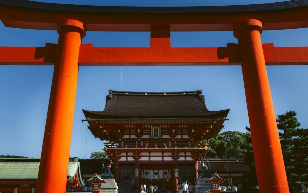 Kyoto Early Morning Walking Tour of Fushimi Inari Shrine and Tofukuji Temple Image 3