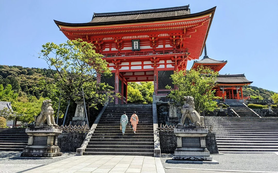 Kyoto Gion-Kiyomizu Area: Tea Ceremony with Seasonal Wagashi in a Machiya Image 12