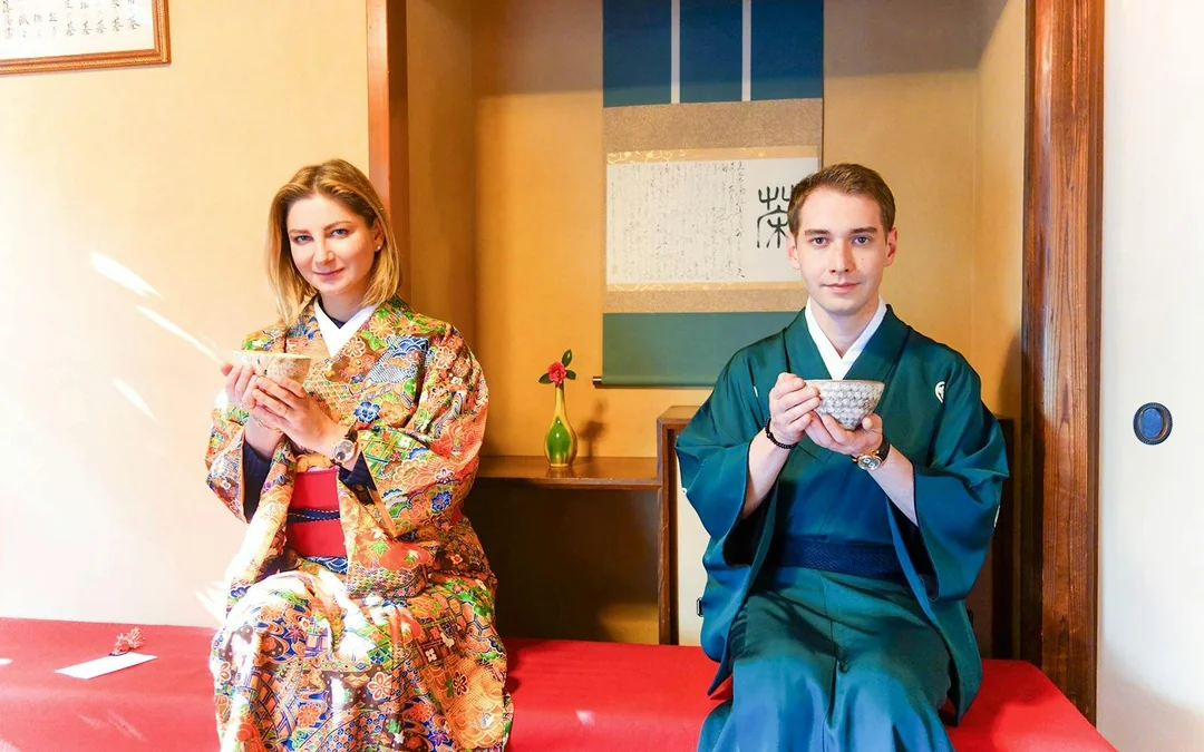 Kyoto Imperial Palace Area: Kimono Tea Ceremony in a 140-Year-Old Machiya Image 3
