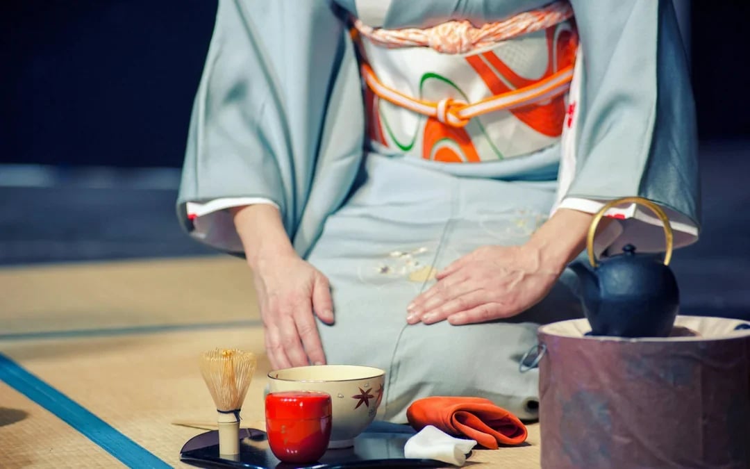 Kyoto Imperial Palace Area: Kimono Tea Ceremony in a 140-Year-Old Machiya Image 9