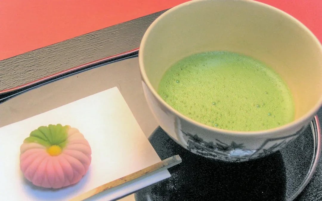 Kyoto Imperial Palace Area: Kimono Tea Ceremony in a 140-Year-Old Machiya Image 10
