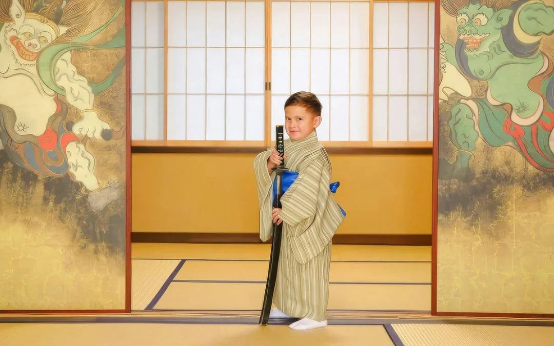 Kyoto: Maiko Transformation with Full Kimono Makeover & Professional Photoshoot Image 6