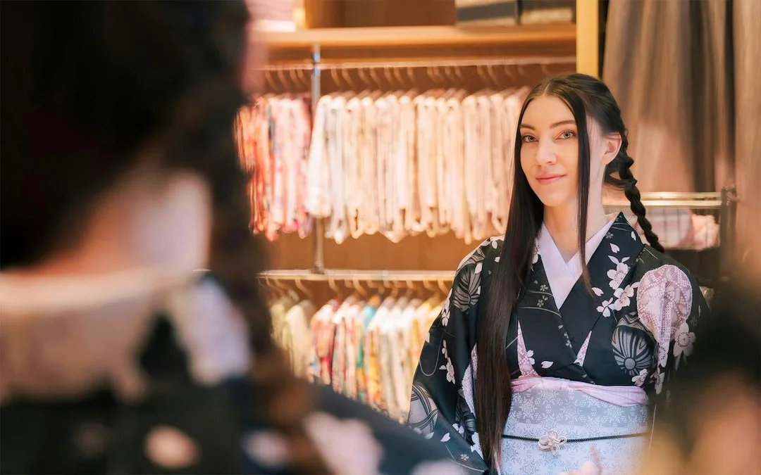 Kyoto Nishiki Market Area: Kimono & Tea Ceremony Experience Image 4